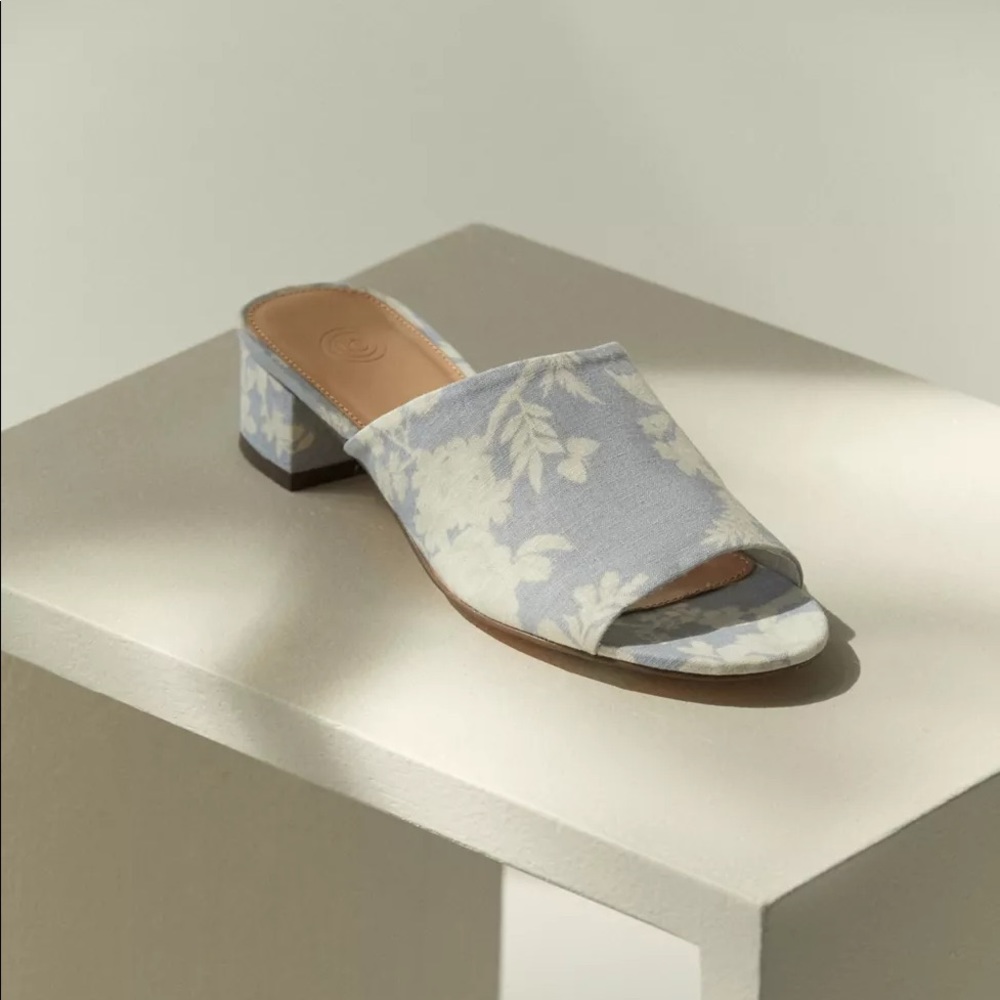 Laura Ashley & UO Patti Mule Heel - Floral